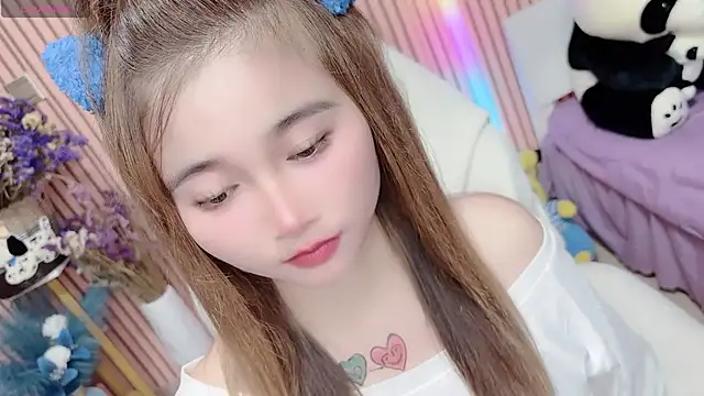 XXX chat uživo modela di-or-