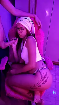 Show modela ImSoll_ na web-kameri