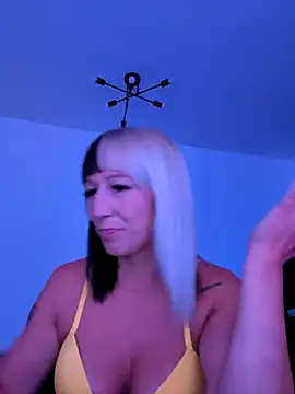kendra_peach 现场XXX聊天