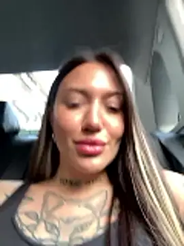 Sembang XXX Secara Langsung SaintSquirt