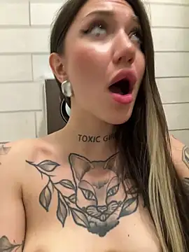 Show de SaintSquirt na webcam