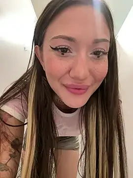 SaintSquirt Adlı Modelin Web Kamerası Şovu