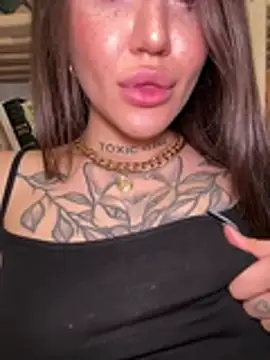 SaintSquirt Show Webcam
