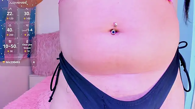 Skarlet_Ruiz_ Pertunjukan Webcam