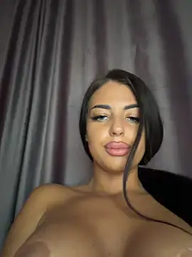Show modela OlyviaDelight na web-kameri