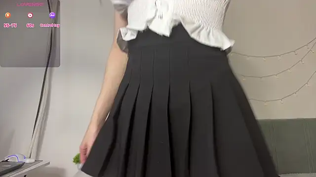 meowchaa's Live XXX Chat