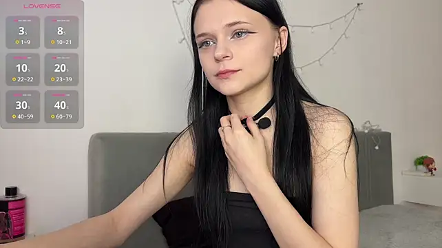 meowchaa Adlı Modelin Canlı XXX Sohbeti