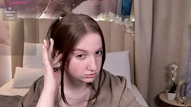 Elisabeth_Binder's Live XXX Chat