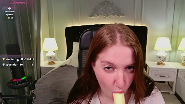 Chat +18 de Elisabeth_Binder ao vivo