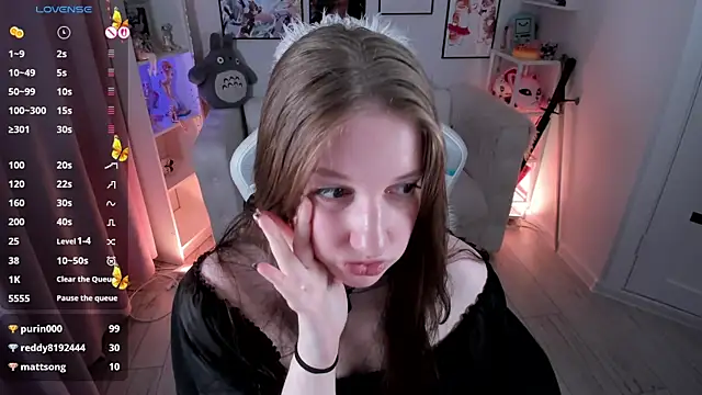 Chat +18 de Elisabeth_Binder ao vivo