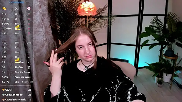 Elisabeth_Binder Adlı Modelin Canlı XXX Sohbeti