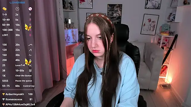 Chat +18 de Elisabeth_Binder ao vivo