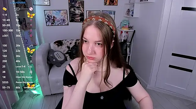 Elisabeth_Binder: онлайн-секс-чат