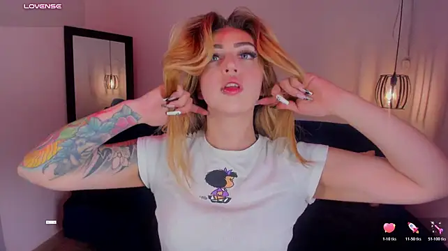 _mykinkydoll_'s Webcam Show