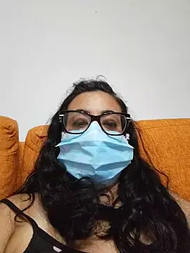 Show de Farfallina90 na webcam