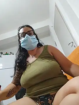Farfallina90 Adlı Modelin Web Kamerası Şovu