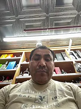 Show de Crossroads5214 na webcam