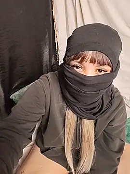 NomiHana's Webcam Show