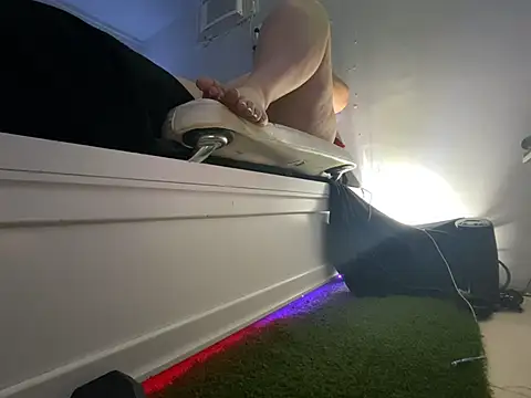 hpcouplee420 Show in webcam
