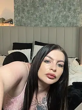 MaddieTheBaddiexo – webcam-show