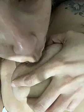 Grazi457 XXX чат на живо