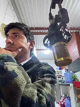 Show modela Adanxho na web-kameri