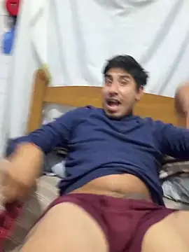 הופעת וובקאם של Adanxho
