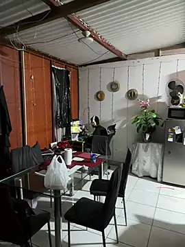 Show modela Adanxho na web-kameri