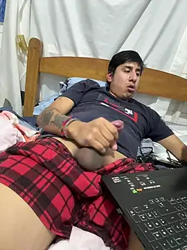 Show modela Adanxho na web-kameri