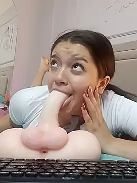 Nahomyrain Webcamshow