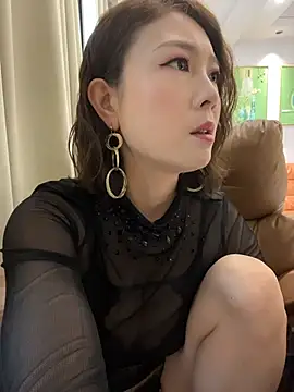 Lola666999 在線直播表演