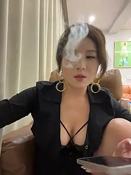 Lola666999 网络视讯表演