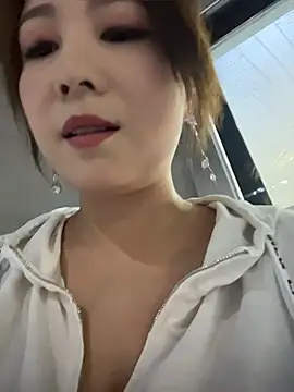 Lola666999のウェブカメラショー