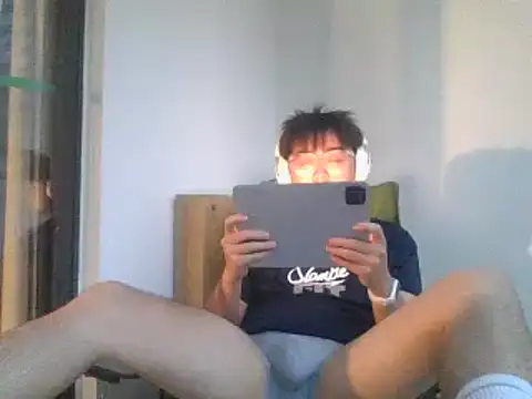 Charliez0088 Show Webcam