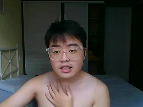Charliez0088 在線直播表演