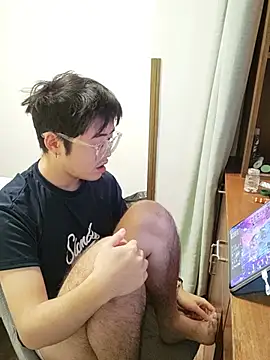 Charliez0088 在線直播表演