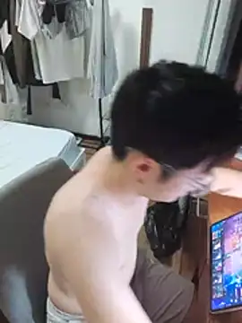 Charliez0088 网络视讯表演