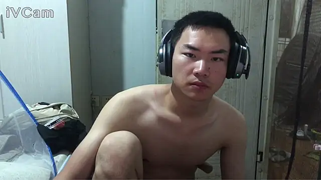 dyjdddttj webkamerás műsora