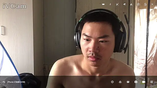 dyjdddttj webkamerás műsora