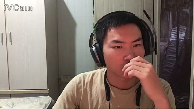 dyjdddttjのウェブカメラショー