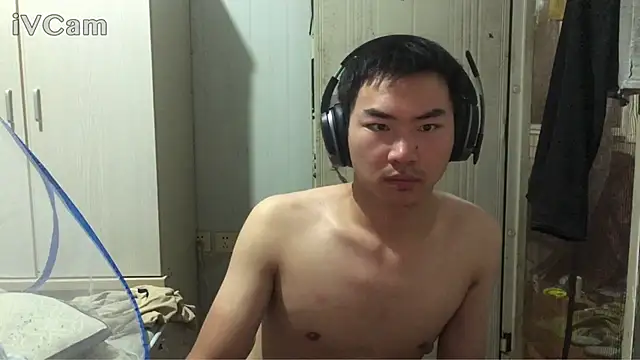 dyjdddttj webkamerás műsora