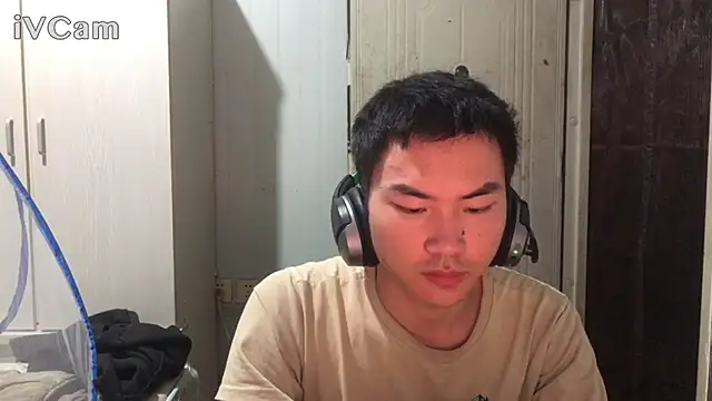 dyjdddttj's Webcam Show