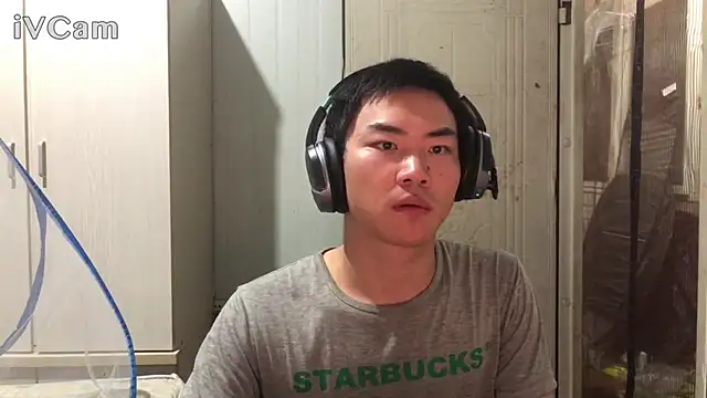 dyjdddttjのウェブカメラショー