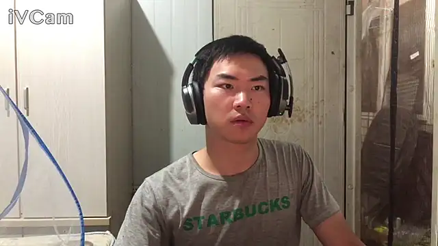 dyjdddttjのウェブカメラショー