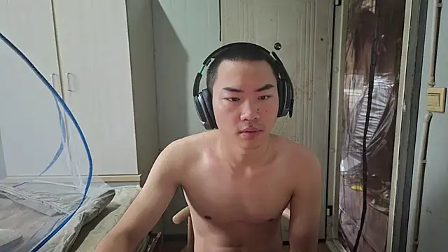 dyjdddttjのウェブカメラショー