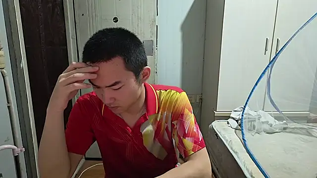dyjdddttjのウェブカメラショー