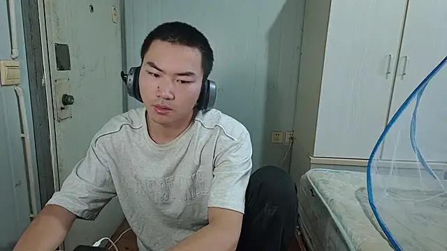 dyjdddttj 网络视讯表演