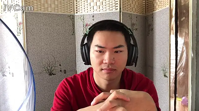blue818's Webcam Show