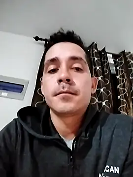 Gabriel_leon33 网络视讯表演