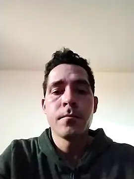 הופעת וובקאם של Gabriel_leon33